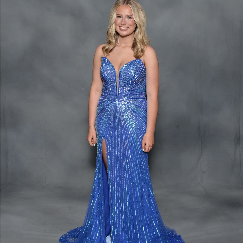 portia and scarlett prom dress size 8